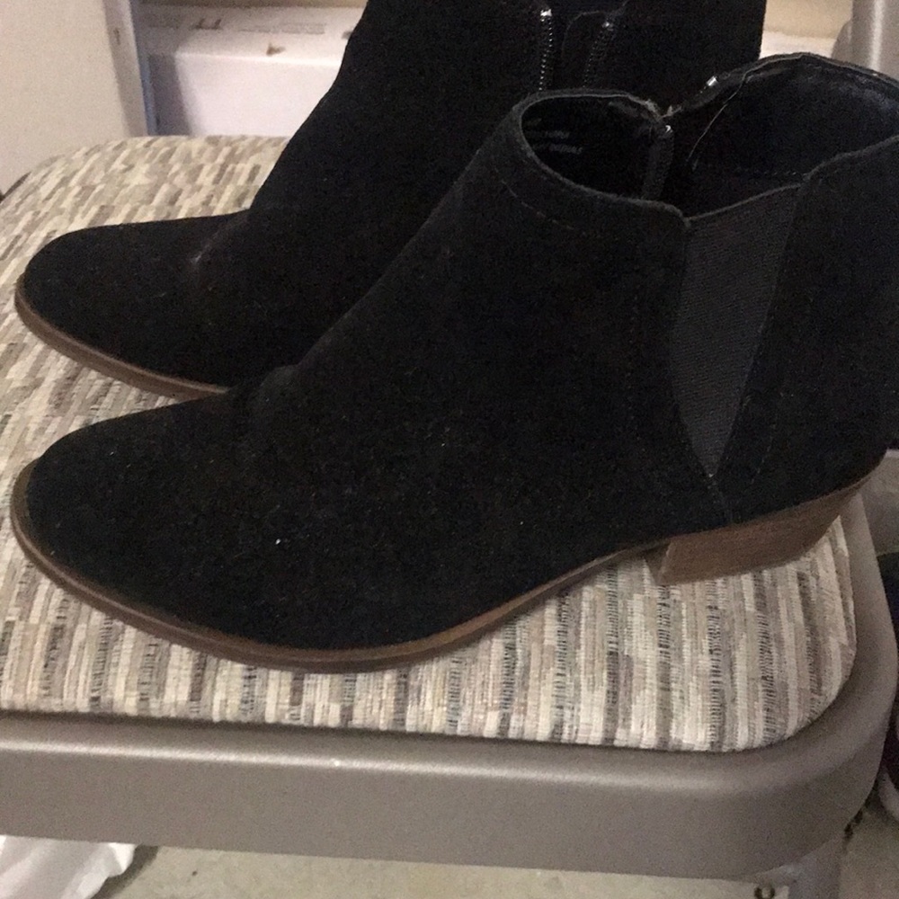 Like New worm a couple of times ! Kenzie booties!